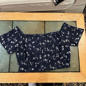 Blue floral cropped blouse